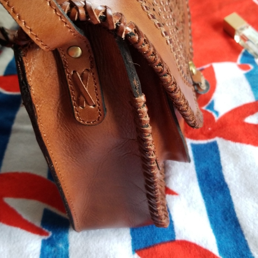Patricia Nash crossbody bag - Picture 8 of 8